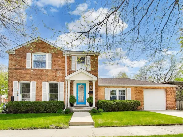 1609 W Brown St, Arlington Heights, IL 60004