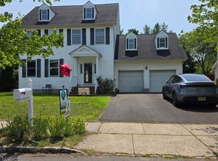 12 Pitcher Way, Hillsborough Twp., NJ 08844