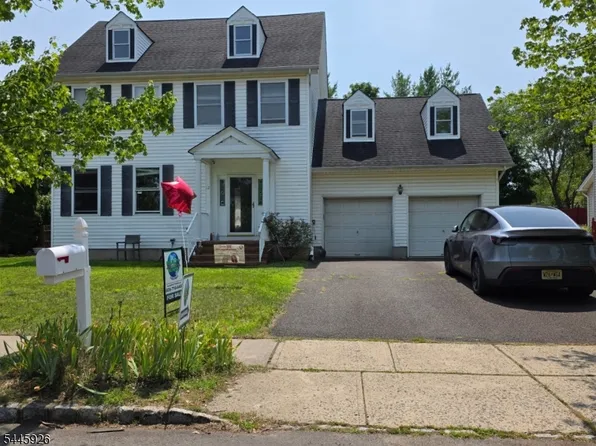 12 Pitcher Way, Hillsborough Twp., NJ 08844