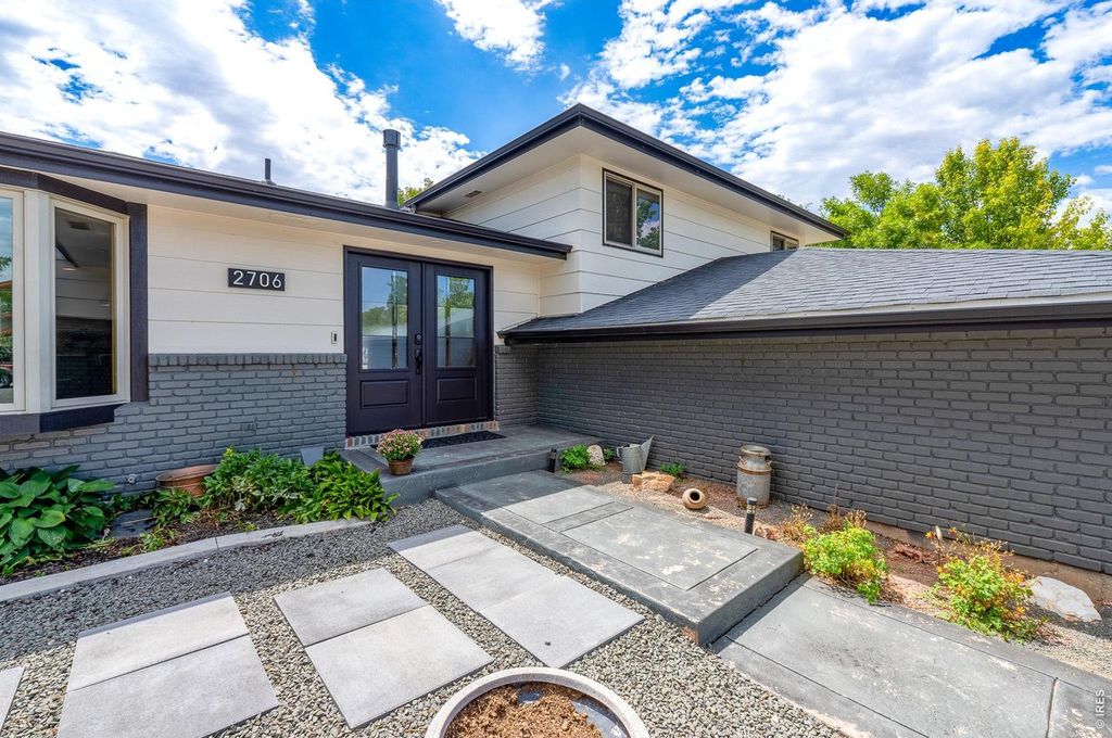 2706 Farisita Dr