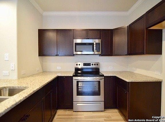 4th image of 6403 Melanzane Ave Unit 4