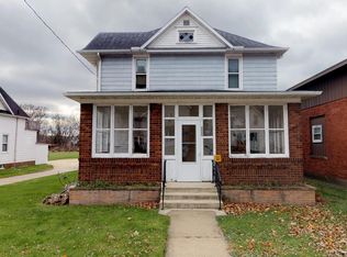 207 N Main St, Cochrane, WI 54622