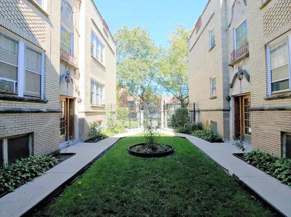 4353 W Parker Ave APT 2S, Chicago, IL 60639