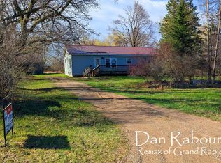 1185 Eleven Mile Rd, Remus, MI 49340
