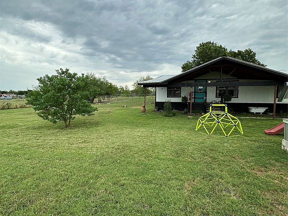 5th image of 1074 County Road 142