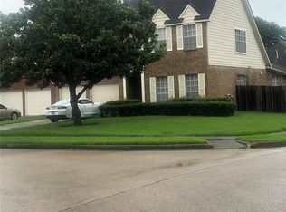 14211 Leafy Elm Ct, Houston, TX 77062