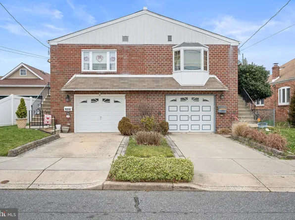 9318 Ditman St, Philadelphia, PA 19114
