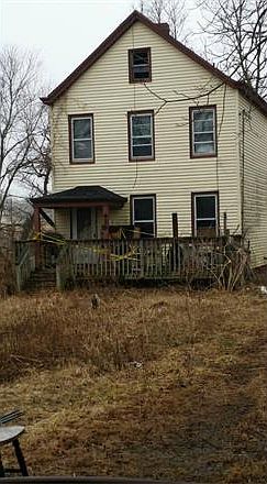 2nd image of 439 Dunhams Corner Rd