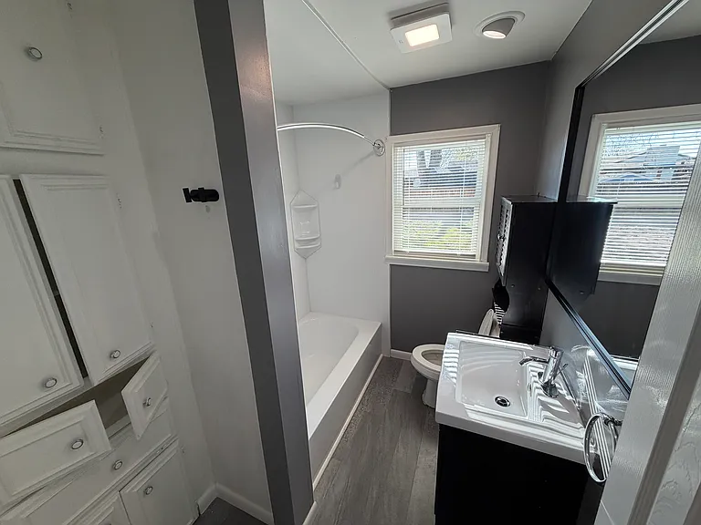 4966 S Madison Ave — Photo 12