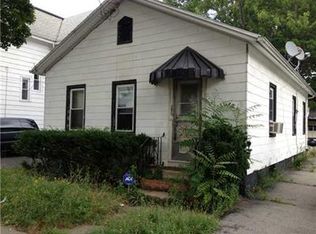 212 4th St, Rochester, NY 14605