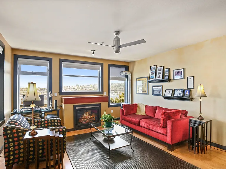 655 Crockett St #B201 — Photo 12
