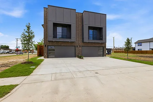 2503 Merlin St Photo 1