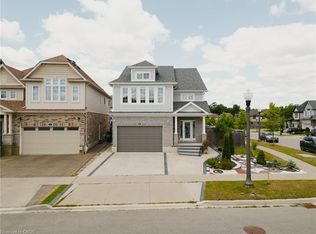 2 Wildflower St, Kitchener, ON N2P0B7