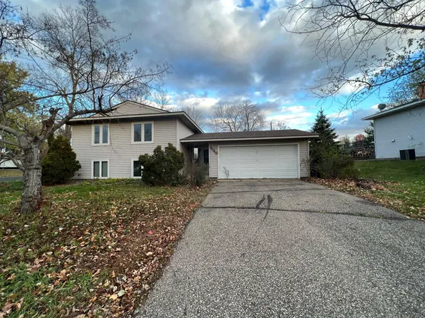 4048 Halite Ln, Eagan, MN 55122