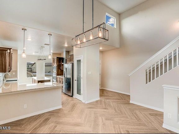 3rd image of 912 Keenland Ave