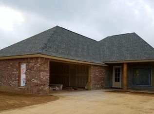 110 Olivewood Dr, Lafayette, LA 70508