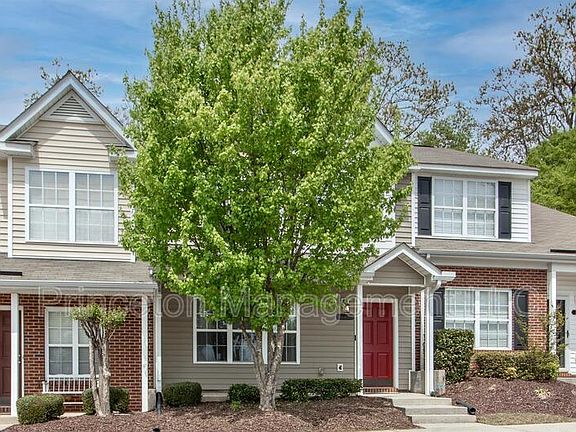 2nd image of 137 Lynch Cir