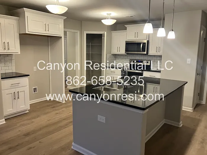153 Beaver Brook Pl — Photo 3