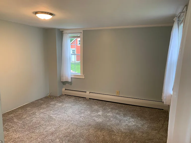 284 Lake St — Photo 14