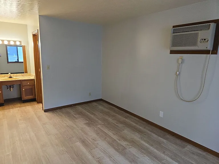 Lynnwood Apartments — Photo 25