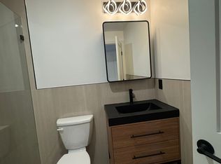 52 James St #4, Newark, NJ 07102