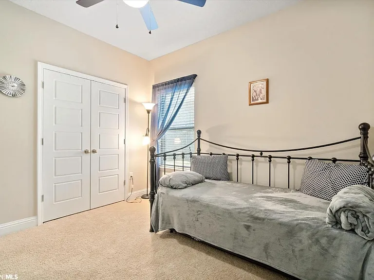 7857 Barrington Ln — Photo 8