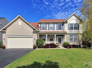 1115 Pearlman Dr, Lake Zurich, IL 60047