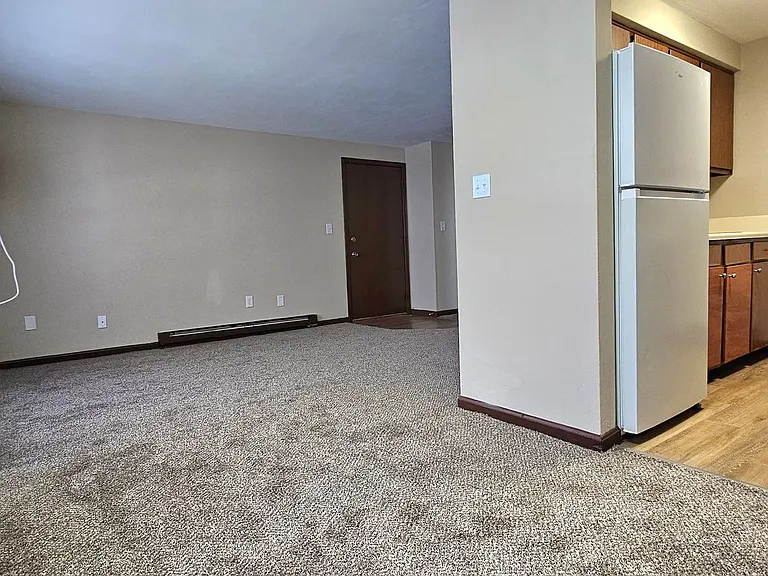 1260 Sanlor Ave #4 — Photo 9
