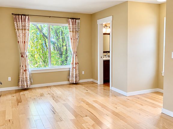 2nd image of 14025 35th Ave NE