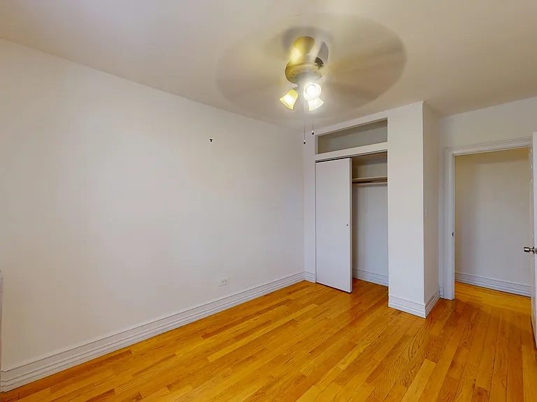 245 W 51st St #203 — Photo 4