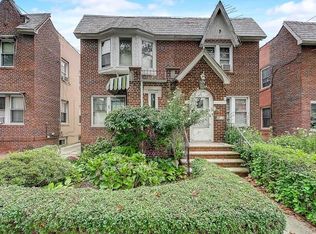 8913 Vanderveer St, Queens Village, NY