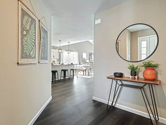3rd image of 7433 Saint Patrick Ct