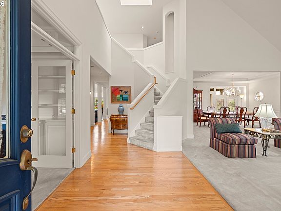 3rd image of 14591 Pfeifer Way