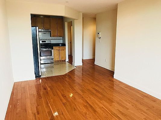 1st image of 14148 84th Dr APT 4A