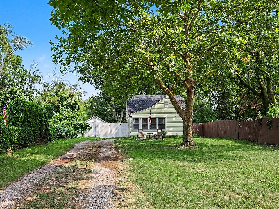 125 Maplelawn St SE