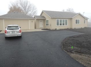 759 Pierce Rd, Medford, OR 97504