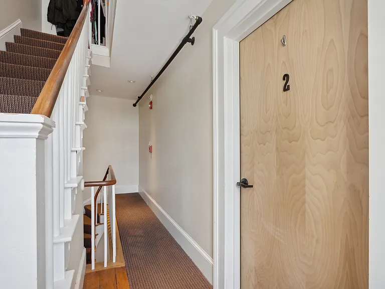 32 Pleasant St #2 — Photo 15