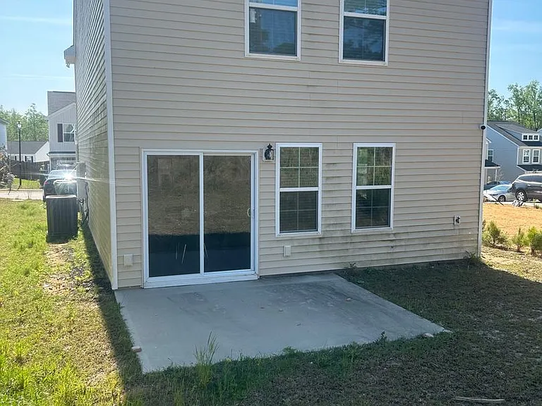 2769 Prince Charles Ct — Photo 35