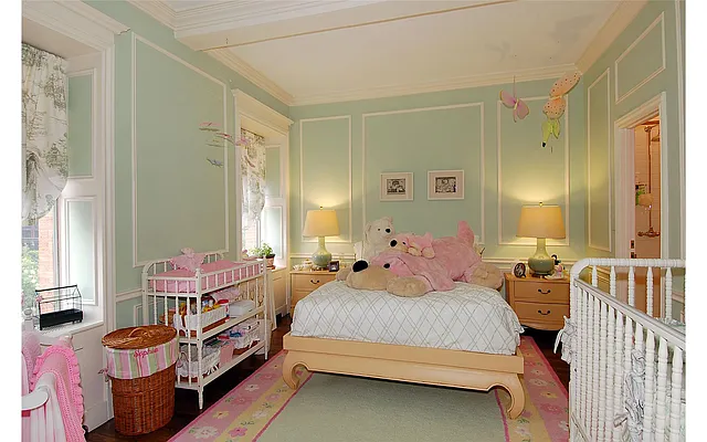 Sold by Douglas Elliman | media 12