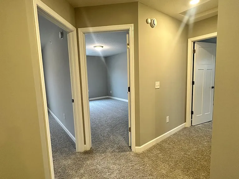10890 Fountain Pl N — Photo 16