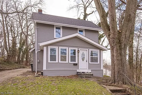 1184 Niagara Ave Photo 1