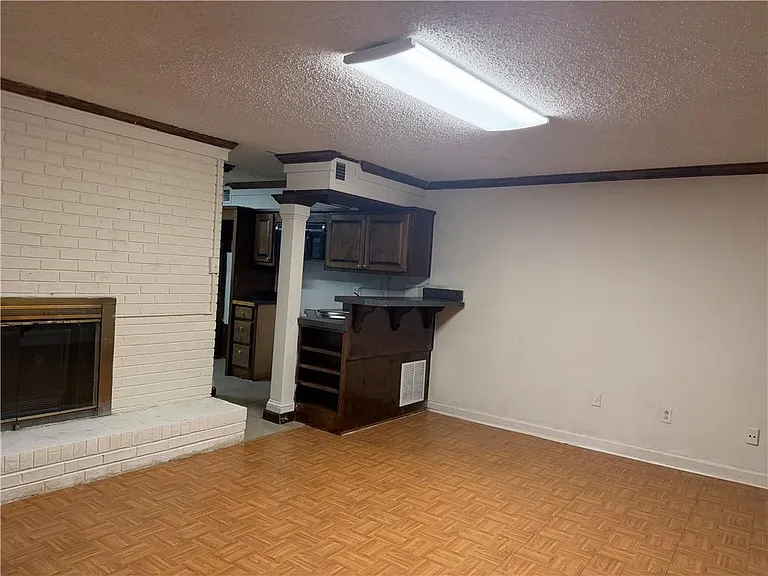 981 Woodward Park Dr — Photo 15