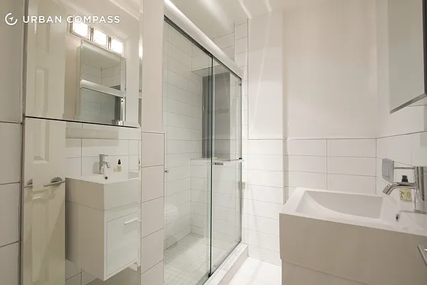 Rented by Compass | media 22