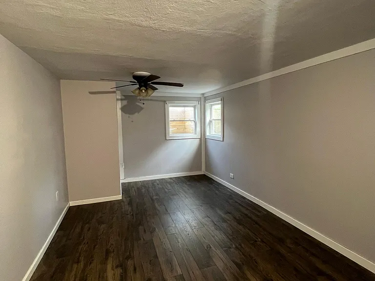 402 W Hampton Dr — Photo 11