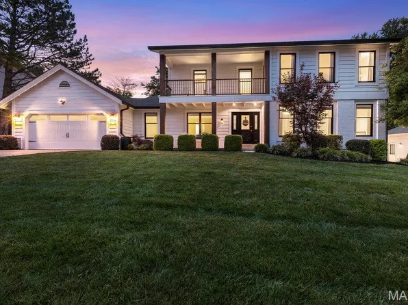 2134 Woodlet Park Dr, Chesterfield, MO 63017
