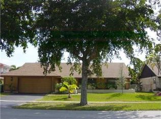 1621 NW 114th Ave, Pembroke Pines, FL 33026