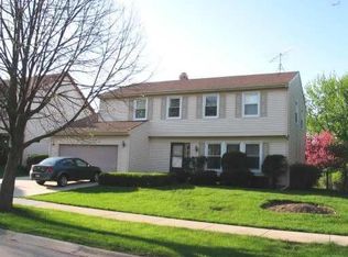 813 Chaucer Way, Buffalo Grove, IL