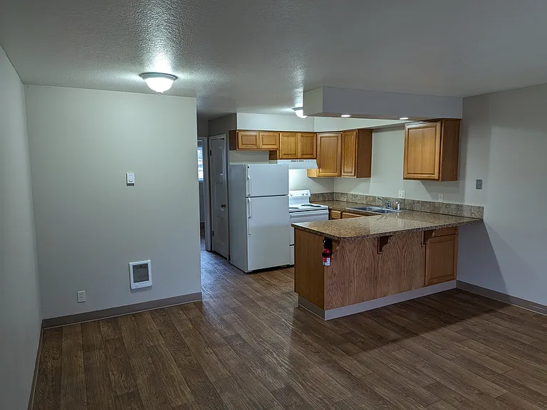 2865 Front St NE #8B — Photo 6