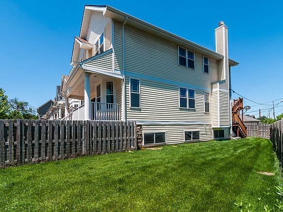 2nd image of 4644 W Berteau Ave