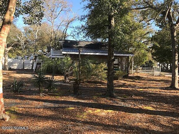 2nd image of 2608 E Oak Island Dr Lot 4